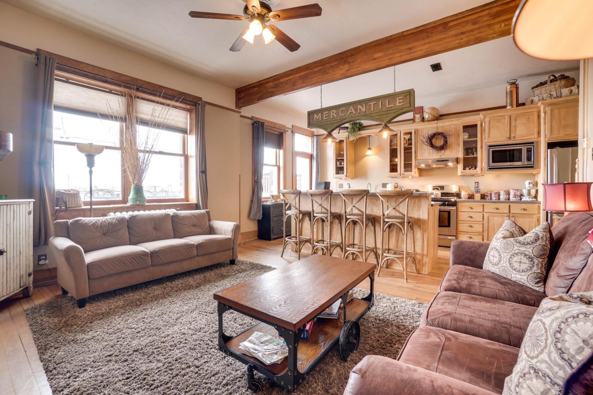 Vintage Downtown Laramie Apartment With Deck! Buitenkant foto